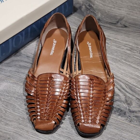 NIB ST JOHNS BAY Lily Sand Leather Huachuca Sandals - Picture 3 of 6